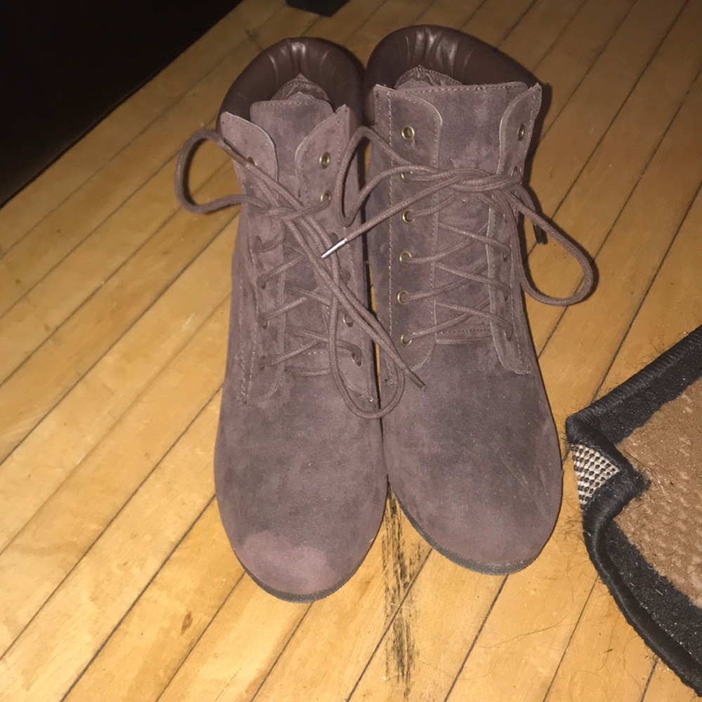 Wedges - Picture 2 of 3